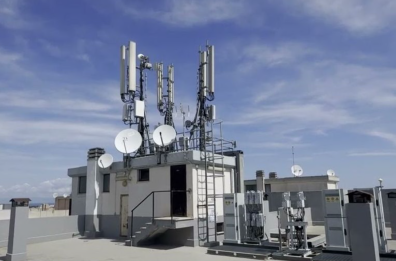 Barletta, le antenne della discordia: ora una petizione per spostarle