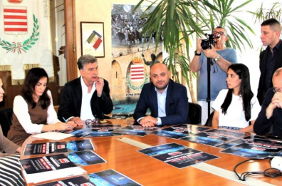 Barletta, bus gratuiti per la movida notturna: i lidi delle litoranee collegati con corse ogni mezz’ora
