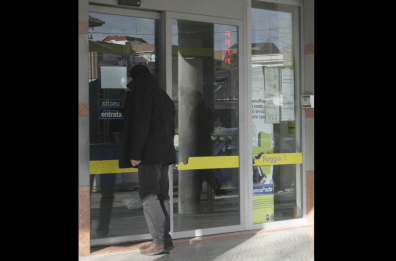 «Non sono la basista del colpo all’ufficio postale di viale Candelaro», parla Danila Ariostini, arrestata insieme a 8 foggiani
