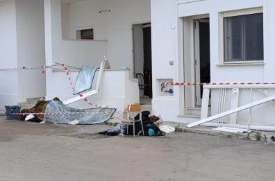 Tenta di accendere il fornello, ma la cucina esplode: probabile fuga di gas a Ugento, due anziani in ospedale