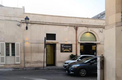 Maglie, colpito alla testa da montacarichi elettrico: titolare di panificio finisce in ospedale