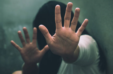 Violenza sessuale e prostituzione: a Taranto un 67enne a processo