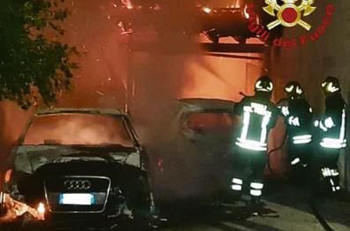 Incubo roghi, la provincia di Lecce è maglia nera. Sos dei vigili del fuoco: «Serve collaborazione»