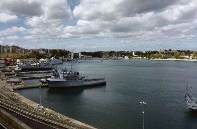 Brindisi, è iniziata la rivoluzione-porto: nuove banchine per la Marina militare
