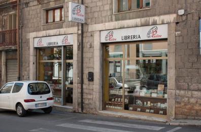 Potenza, addio alle «Paoline»: chiude la libreria più antica della città  