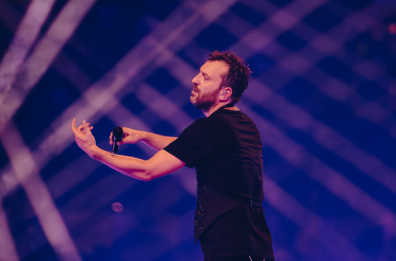 Bari incorona Cesare Cremonini: re di una notte indimenticabile per i 50mila al San Nicola
