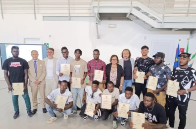 Edilizia, a Taranto 16 rifugiati diventano operai qualificati