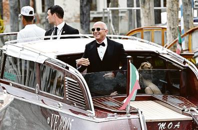Il ciclone Bezos a Venezia e l’esigenza di mediare tra nozze vip e residenti