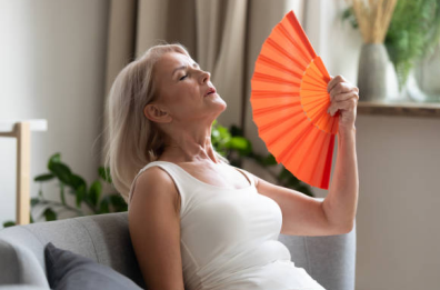 Donne al limite tra caldo e carico mentale. Cinque stop consigliati