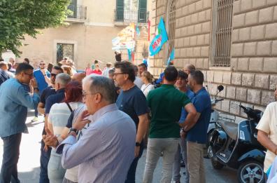 «Senza uomini né mezzi»: sciopero dei Vigili del Fuoco a Foggia