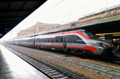 Treni, guasto tra Ortanova e Trinitapoli: vagoni fermi e ritardi di quasi due ore sulla linea Pescara-Bari. Circolazione sospesa tra Cerignola e Barletta