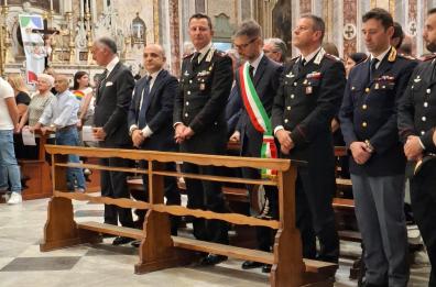 Francavilla Fontana, messa e fiaccolata in memoria del Brigadiere Carlo Legrottaglie a un mese dalla sua uccisione