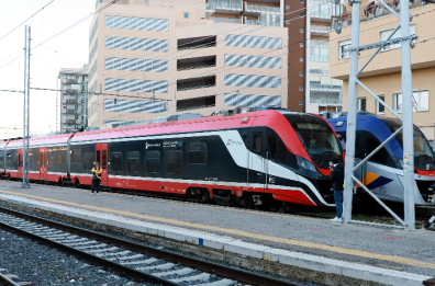 Ferrovie Sud-Est, battaglia sul nuovo salvataggio. I gestori dei bus privati: deve fallire
