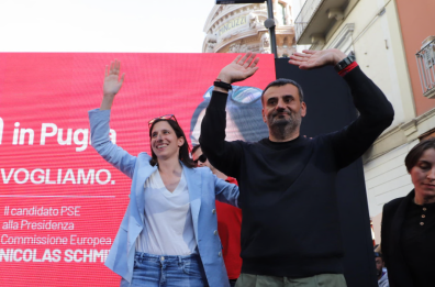 I silenzi di Schlein sul derby Decaro-Emiliano: l’eurodeputato come la «pinella» del Burraco