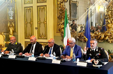 Movida, furti d’auto, roghi tossici: i sindaci baresi chiedono rinforzi