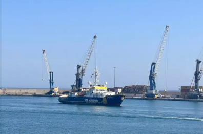 Humanity One, 45 migranti diretti verso il porto di Bari: «Sono disidratati e sotto stress»