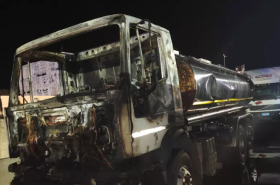 Fiamme nella notte a Corato: incendio in un frantoio, bruciate cisterne e un'auto. A Carrassi a fuoco un laboratorio-deposito