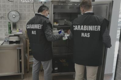 Irregolarità e carenze igieniche: in due hotel del Tarantino i Nas sequestrano oltre 600kg di alimenti