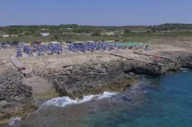 Malore in mare tra Porto Selvaggio e Sant'Isidoro: anziano muore, vani i soccorsi