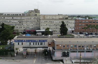 La fabbrica dei diplomi falsi nel Foggiano, in 31 accusati di aver truccato gli attestati da Oss