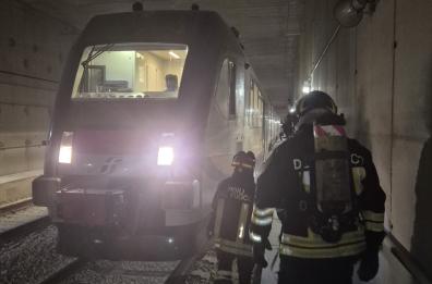 Allarme incendio nella nuova galleria tra Triggiano e Capurso: ma è un'esercitazione