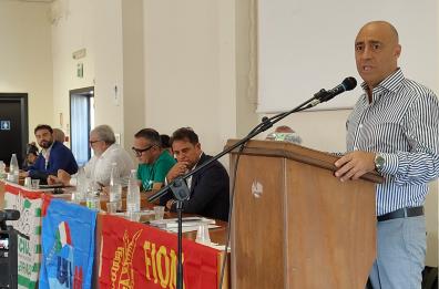 Ex Ilva, i sindacati consegnano ad Emiliano e ai sindaci la piattaforma rivendicativa: «Screening periodici e forni elettrici»