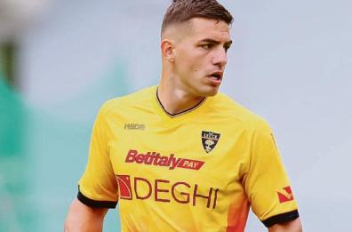 Lecce, la via giusta con Nikola Krstovic e Francesco Camarda