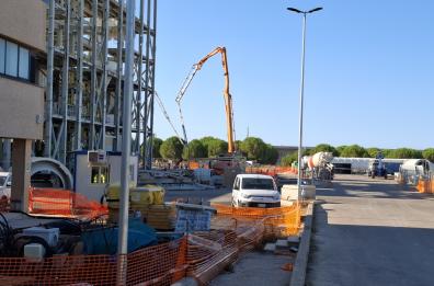 Incidente in un cantiere di Modugno: operaio precipita da 6 metri di altezza e muore. La Procura apre un'inchiesta FOTO/VIDEO