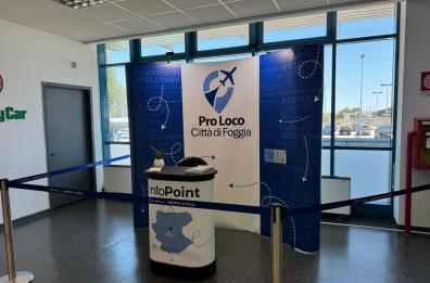 All’Aeroporto Gino Lisa apre l’InfoPoint della Pro Loco: Foggia accoglie i viaggiatori con il cuore