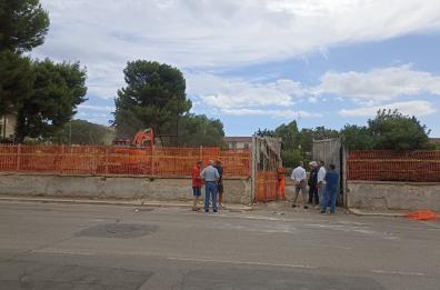 Bari, al via i lavori per un nuovo parcheggio a San Girolamo: 200 posti auto entro fine estate FOTO
