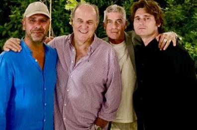 Alberobello fa da cornice a una serata tra amici speciali: Checco Zalone, Gerry Scotti e Angelo Duro