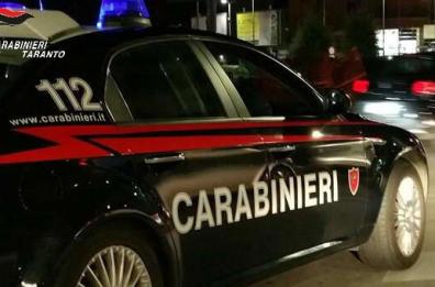 Massafra, minaccia di dare fuoco all'auto del padre: arrestato 47enne