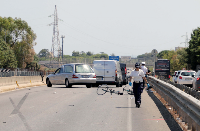 Strage di Terlizzi, eseguite le autopsie sui corpi dei ciclisti travolti: «Gravi traumi e lesioni agli organi interni»