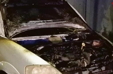 Emergenza roghi in Salento, in fiamme l'auto della madre di un detenuto: indagini in corso