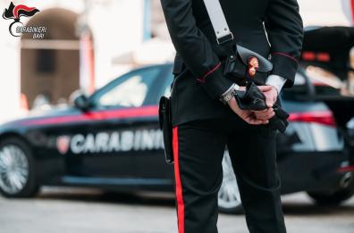 Bari, 23enne palpeggiata mentre passeggia in pieno centro con le amiche: arrestato 67enne rumeno