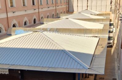 Bari, completati i lavori al mercato della ex Manifattura Tabacchi: riapre il settore ittico