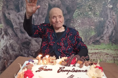 Santeramo festeggia i 105 anni di Vita Maria Gatti: «Il segreto della longevità? Lavorare molto e mangiare poco»