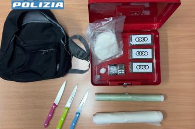 Bari, nascondevano la droga in un locale condominiale: due arresti al quartiere San Pasquale