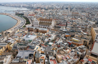 Se in piena estate Bari... raddoppia Se in piena estate Bari... raddoppia