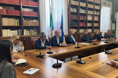 Brindisi, il Comitato Sicurezza dopo l'ordigno per Pomes: «Preoccupante, ma non è della criminalità organizzata»