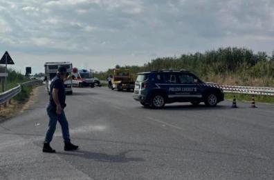 Manfredonia, si scontra con una Mercedes ad un incrocio sulla provinciale delle Saline: muore 73enne 