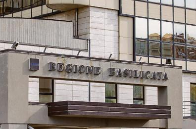 Basilicata, salta il bonus gas in bolletta: accolto dal Tar il ricorso delle aziende erogatrici