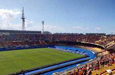 Calcio, a Lecce è record di abbonamenti: superata quota 21.758, la più alta nella storia del club