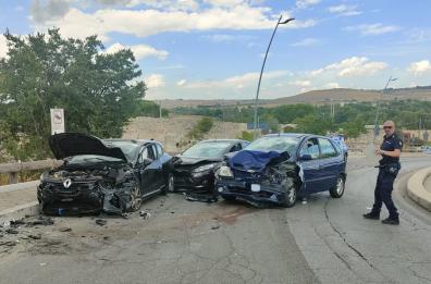 Bimbi di 5 e 8 anni gravi dopo incidente stradale a Matera: salvati dall'équipe dell'ospedale Madonna delle Grazie
