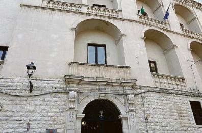 Bisceglie, le voci di fine estate sul sindaco: Angarano in lizza alle Regionali e il consiglio comunale a rischio scioglimento