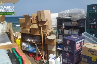 Bari, ristorante sul lungomare chiuso per violazioni igienico-sanitarie e bevande conservate al sole