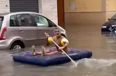 Nubifragio, e in 5 minuti Margherita di Savoia va sott’acqua: lo scatto è virale