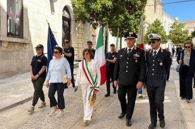 È crisi politica a Minervino Murge: la sindaca Lalla Mancini resta senza maggioranza, sciolto il Consiglio comunale
