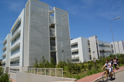 Medicina, a Foggia lezioni solo in presenza
