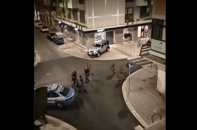 Bari, ladri d'appartamento in pieno centro catturati grazie al cane